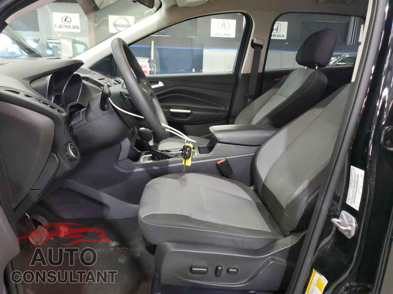 FORD ESCAPE 2017 - 1FMCU9G98HUB97980