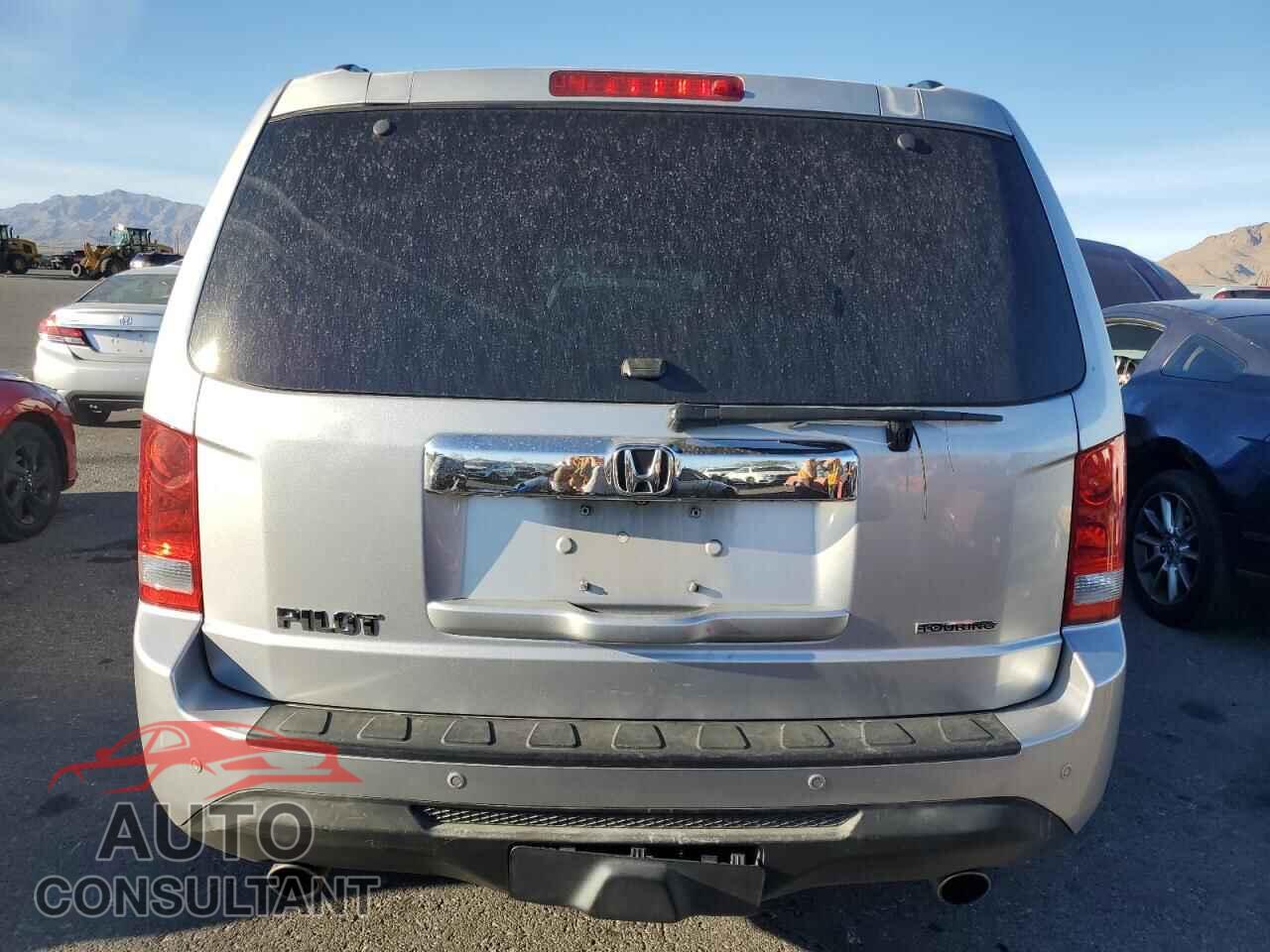 HONDA PILOT 2012 - 5FNYF3H90CB011088
