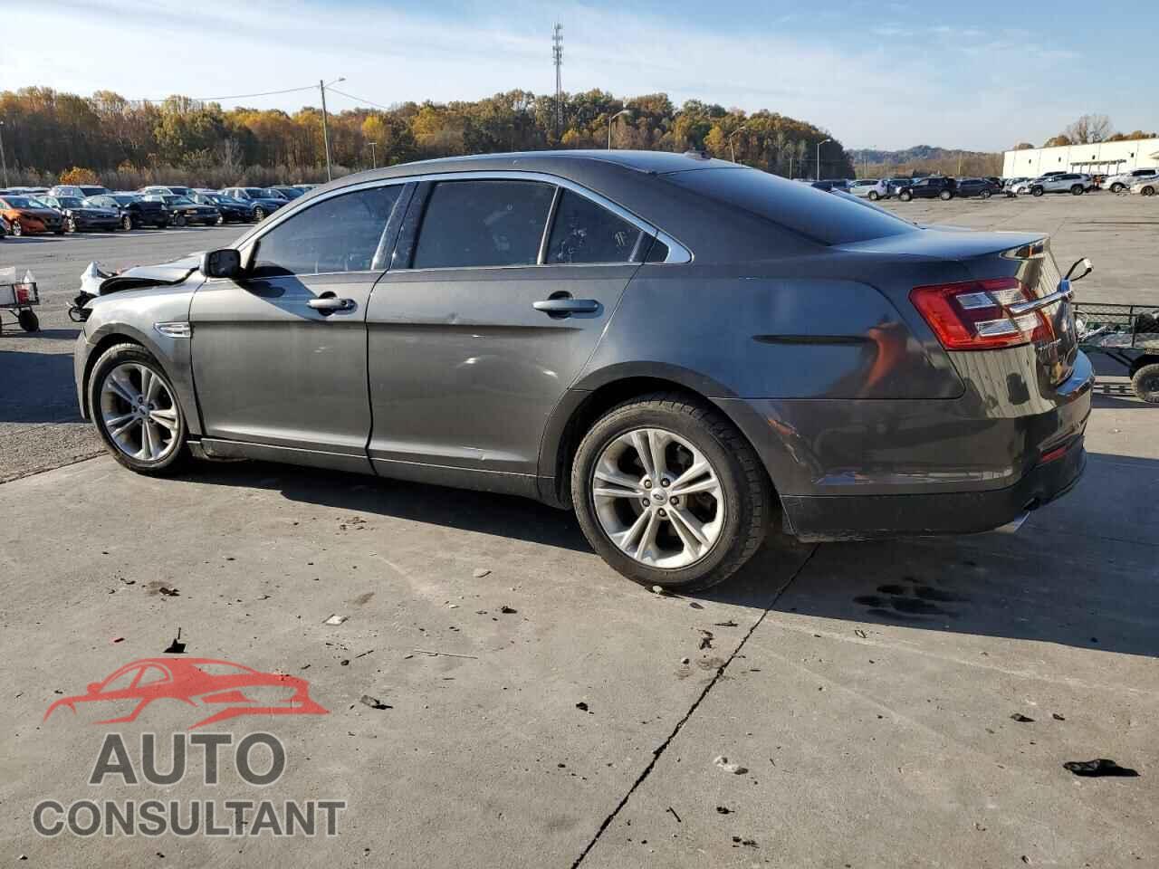 FORD TAURUS 2015 - 1FAHP2D82FG176080