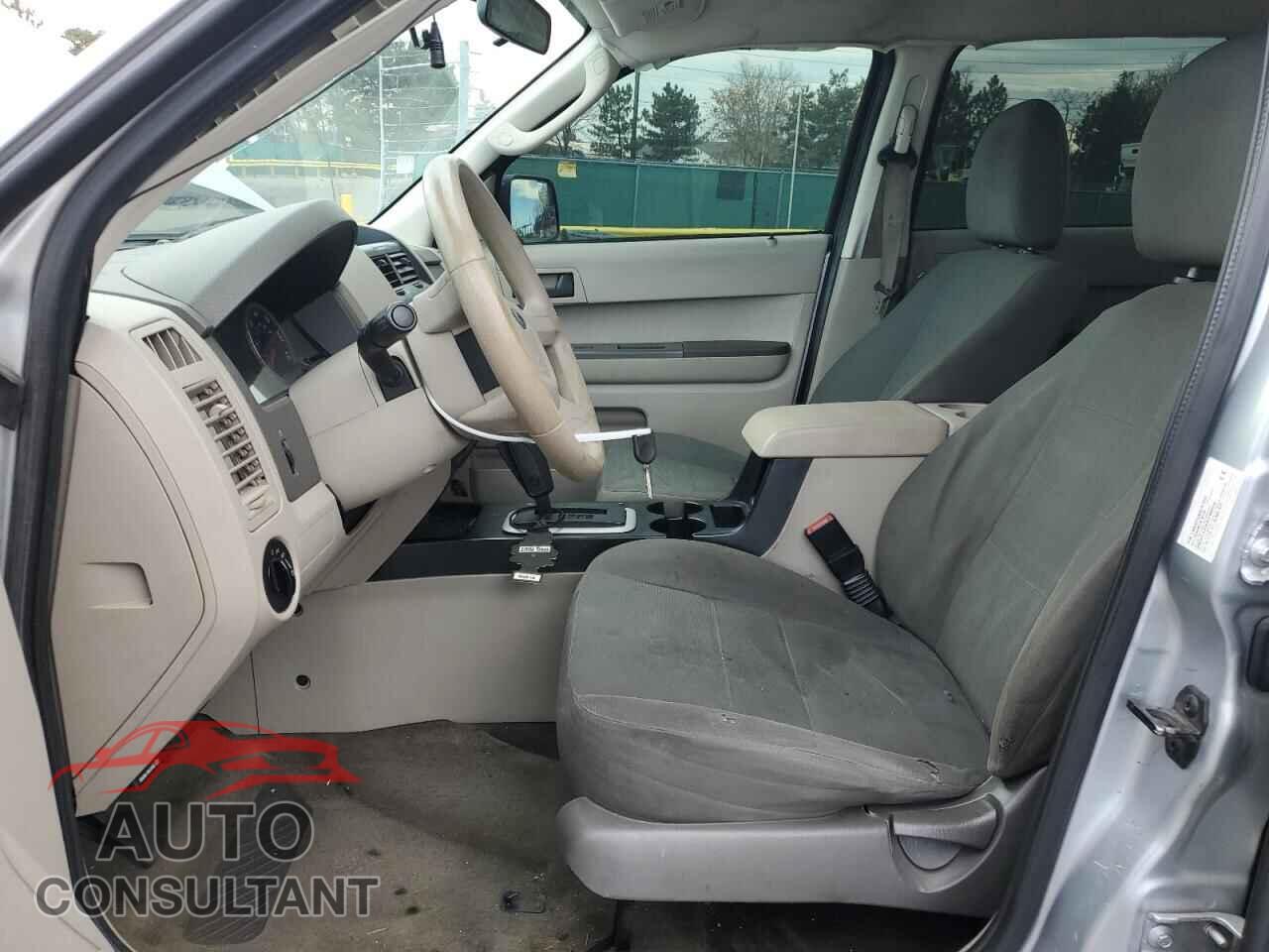 FORD ESCAPE 2010 - 1FMCU9C73AKD34801