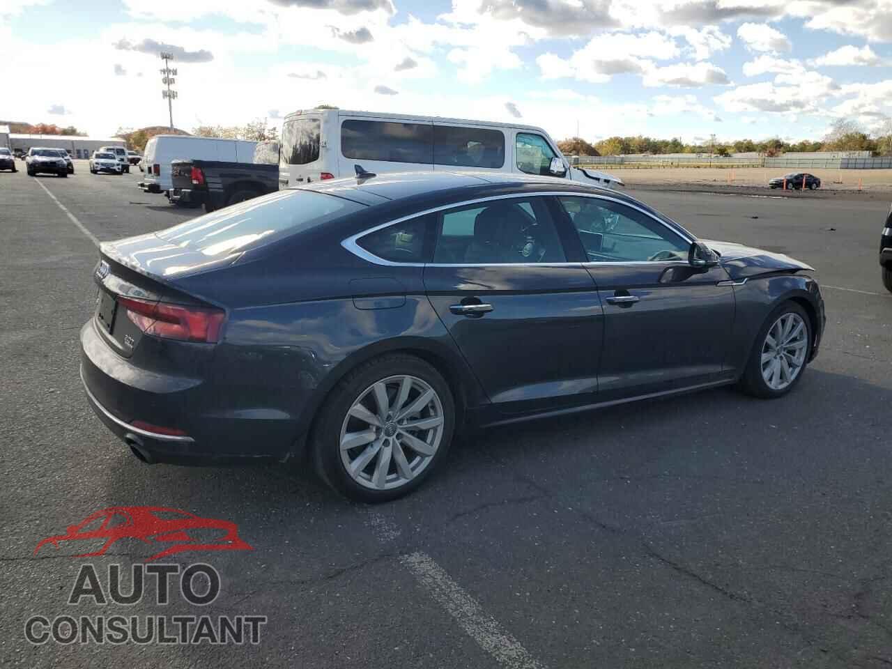 AUDI A5 2018 - WAUBNCF53JA071832