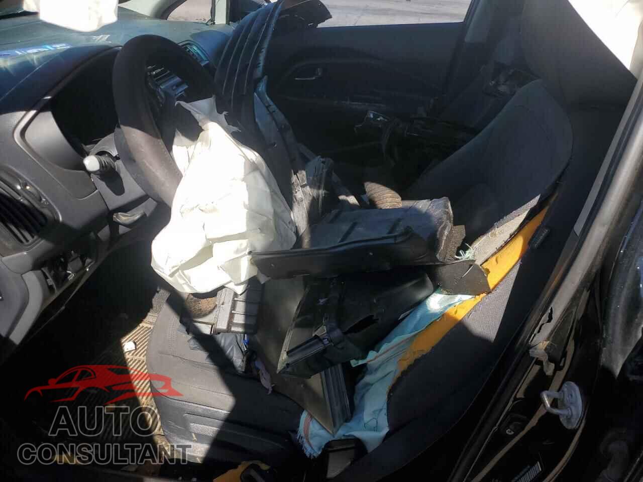 KIA RIO 2013 - KNADN4A32D6099228