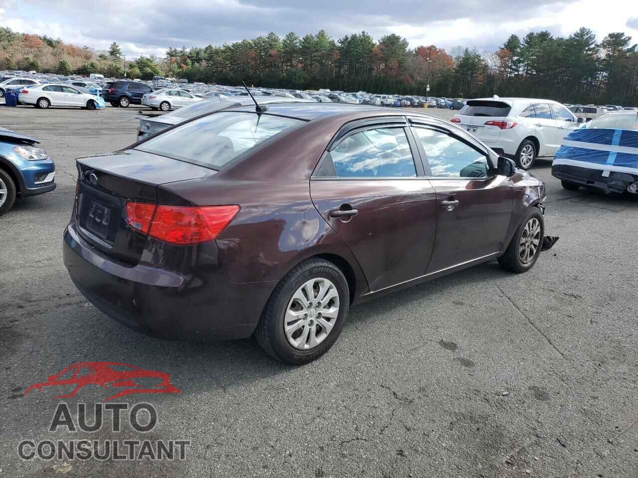 KIA FORTE 2010 - KNAFU4A20A5135647