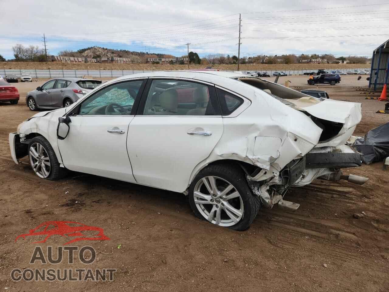 NISSAN ALTIMA 2013 - 1N4BL3AP3DC107812