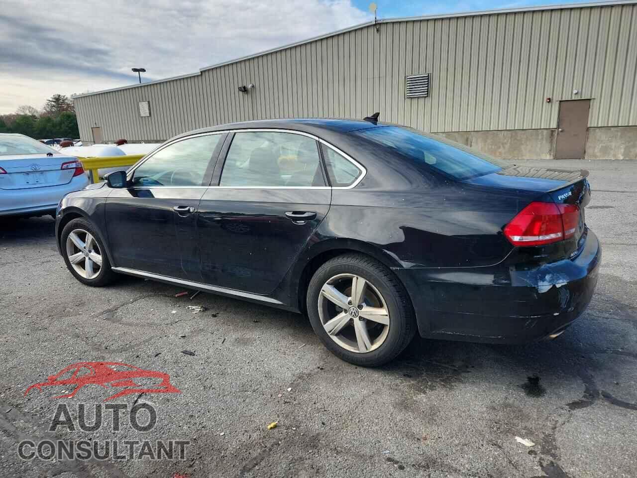 VOLKSWAGEN PASSAT 2013 - 1VWBP7A34DC072441