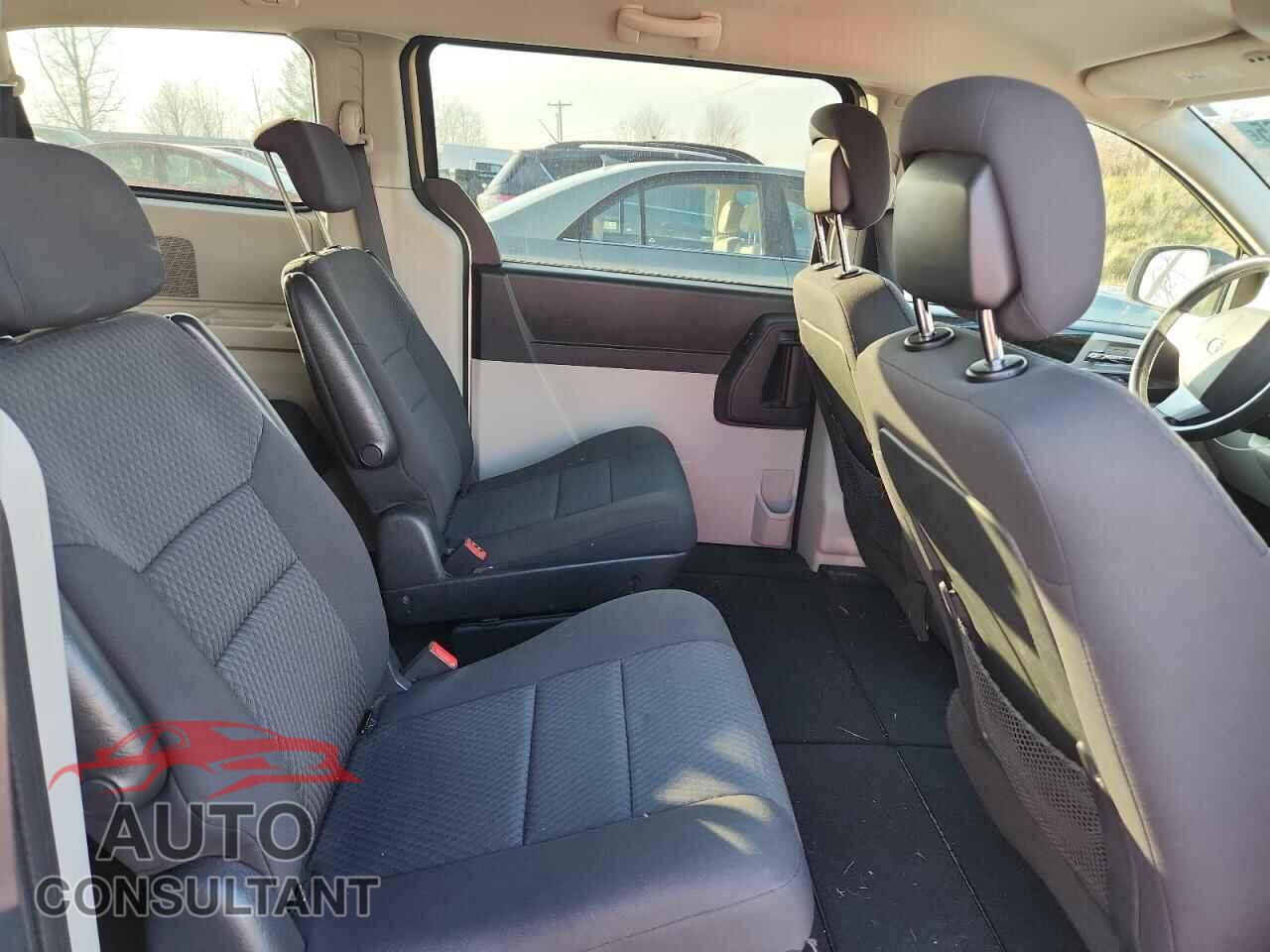 DODGE CARAVAN 2010 - 2D4RN5D17AR396267