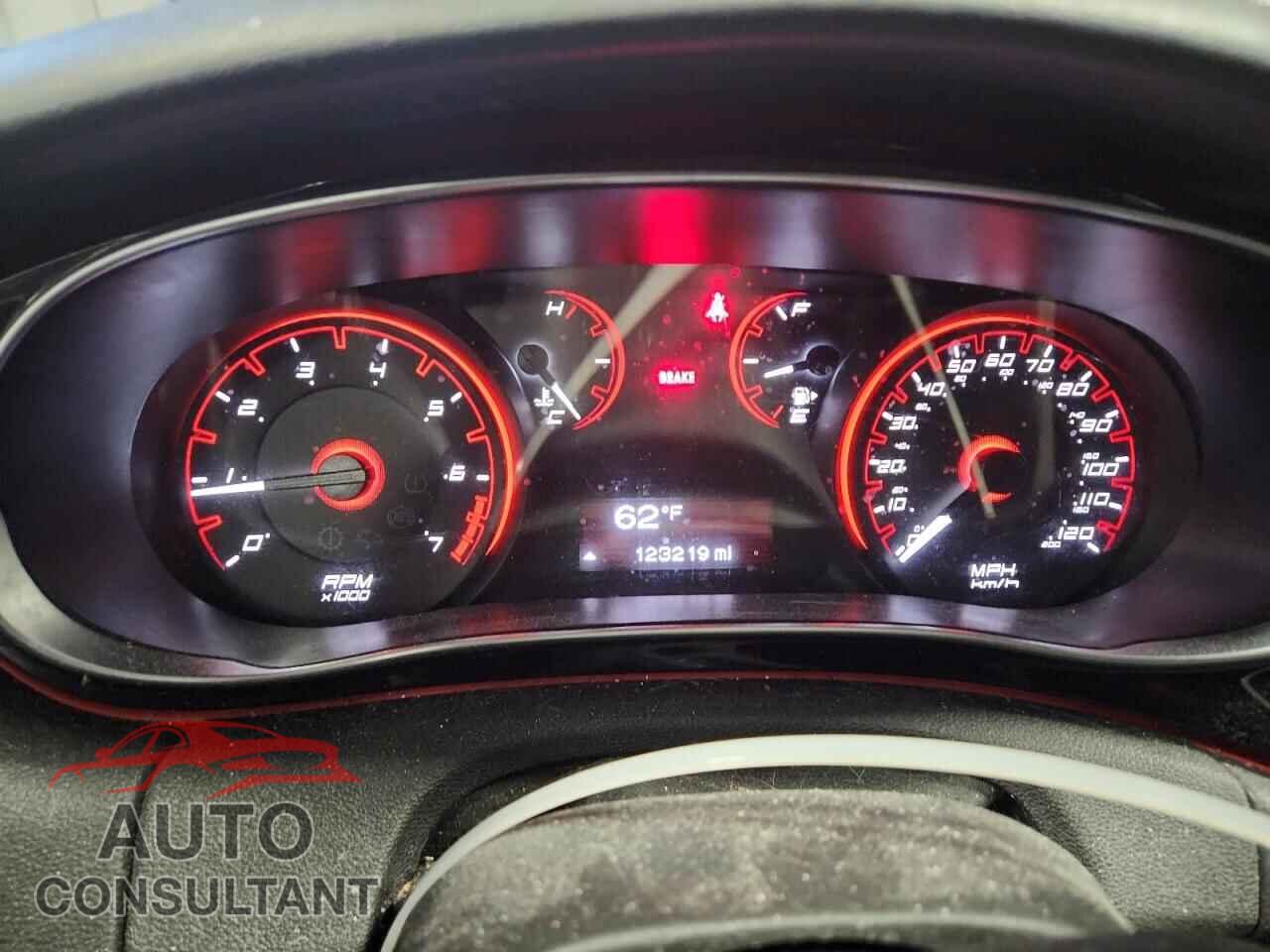 DODGE DART 2016 - 1C3CDFFA2GD820561
