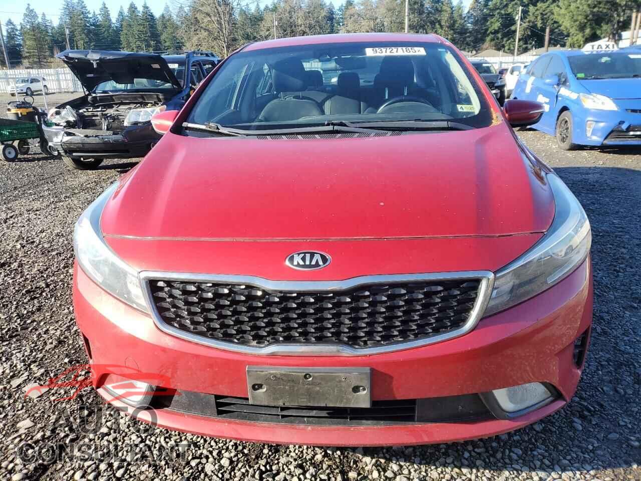 KIA FORTE 2017 - 3KPFL4A79HE102937
