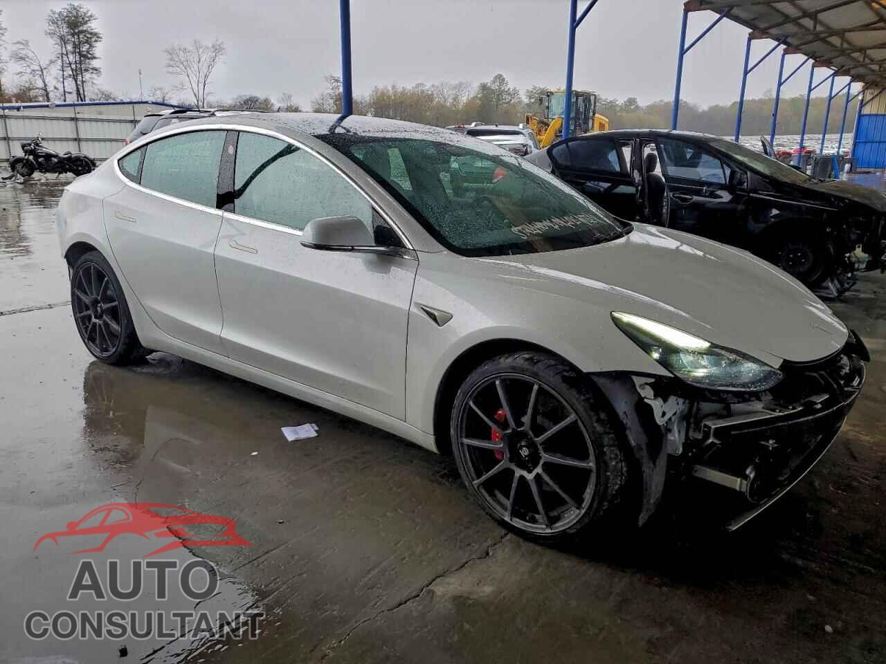 TESLA MODEL 3 2019 - 5YJ3E1EB3KF487309