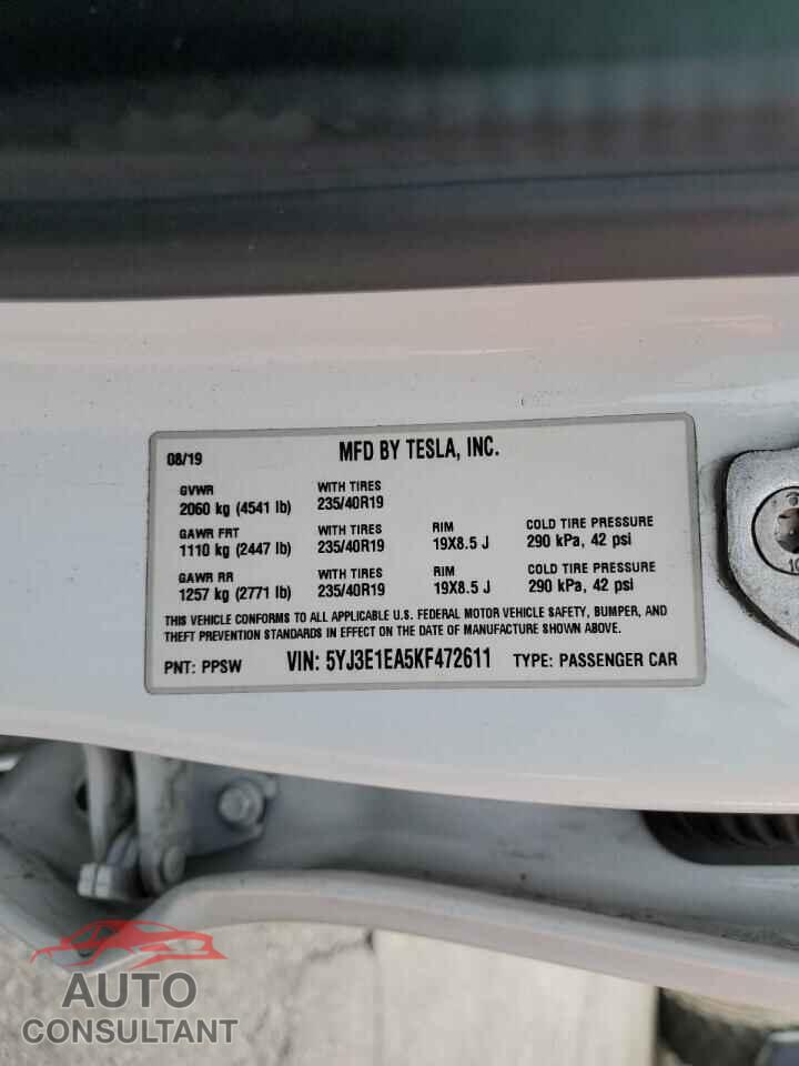 TESLA MODEL 3 2019 - 5YJ3E1EA5KF472611
