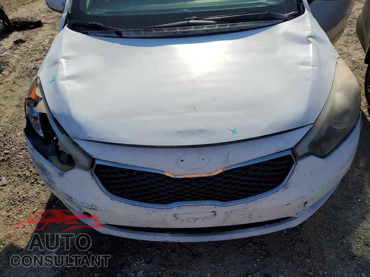 KIA FORTE 2016 - KNAFK4A60G5586613