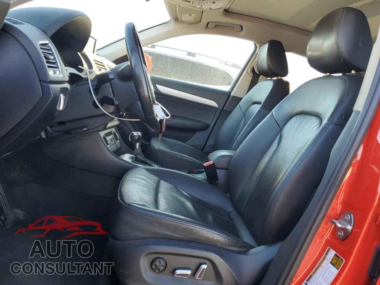 AUDI Q3 2017 - WA1BCCFSXHR015360