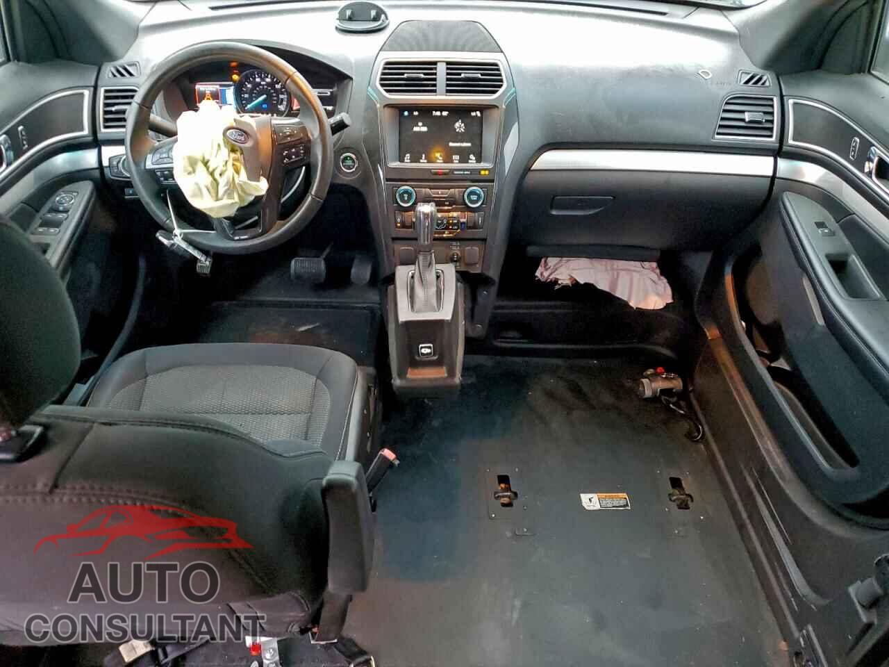FORD EXPLORER 2017 - 1FM5K7D82HGA89707