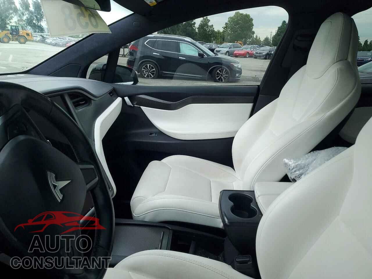 TESLA MODEL X 2018 - 5YJXCBE43JF094827