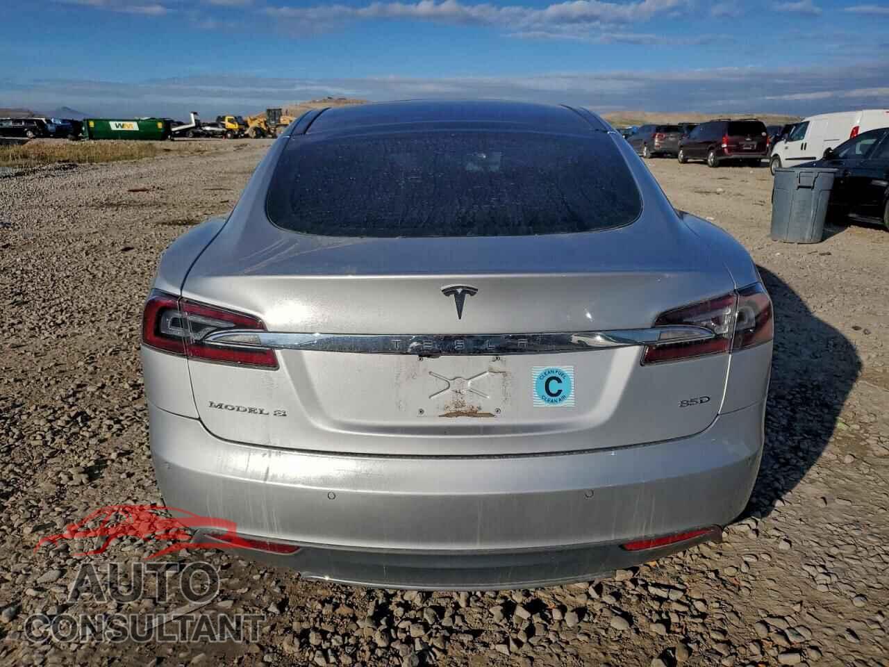TESLA MODEL S 2015 - 5YJSA1H2XFF081620