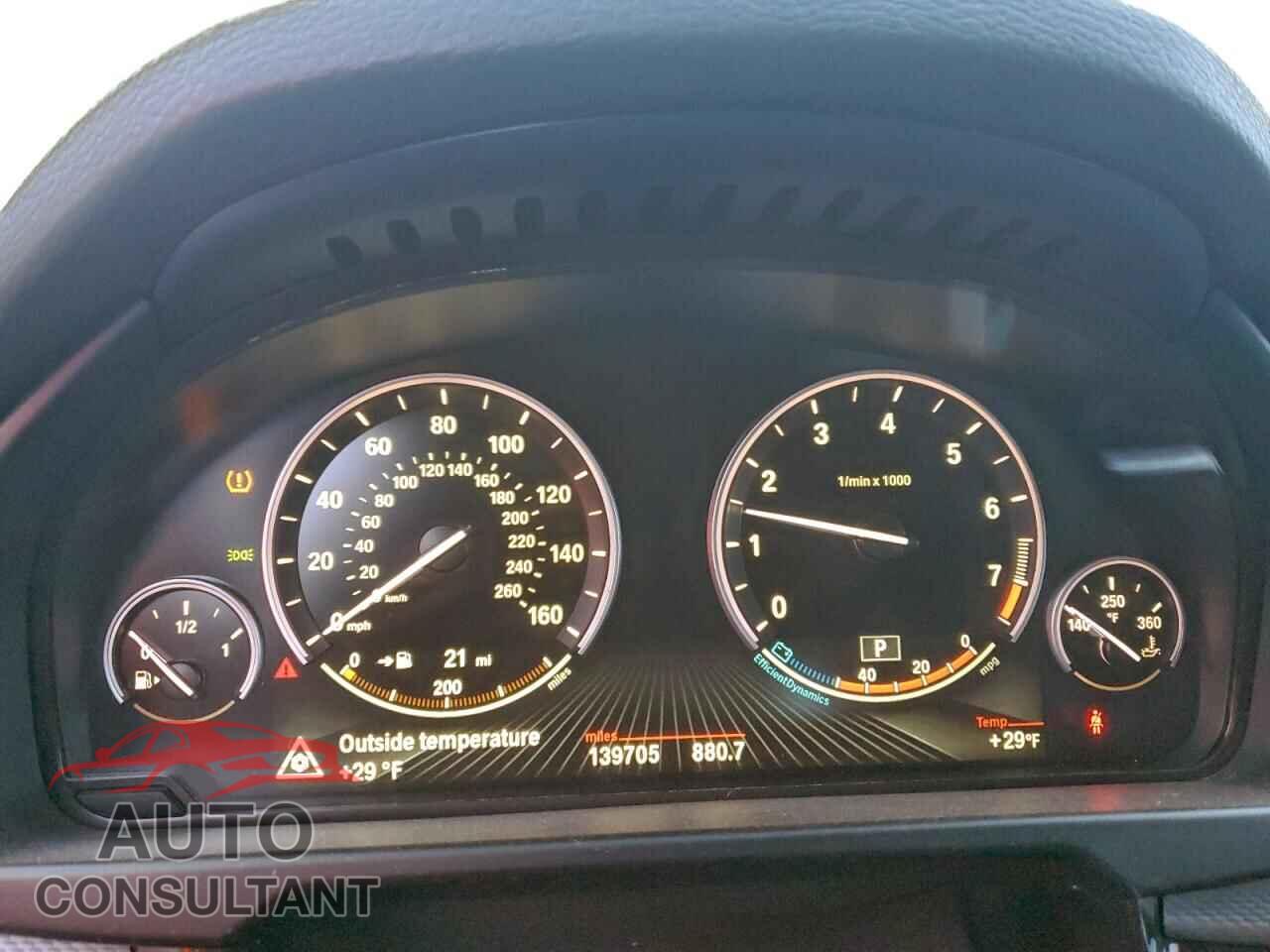 BMW X5 2014 - 5UXKR6C55E0C02219