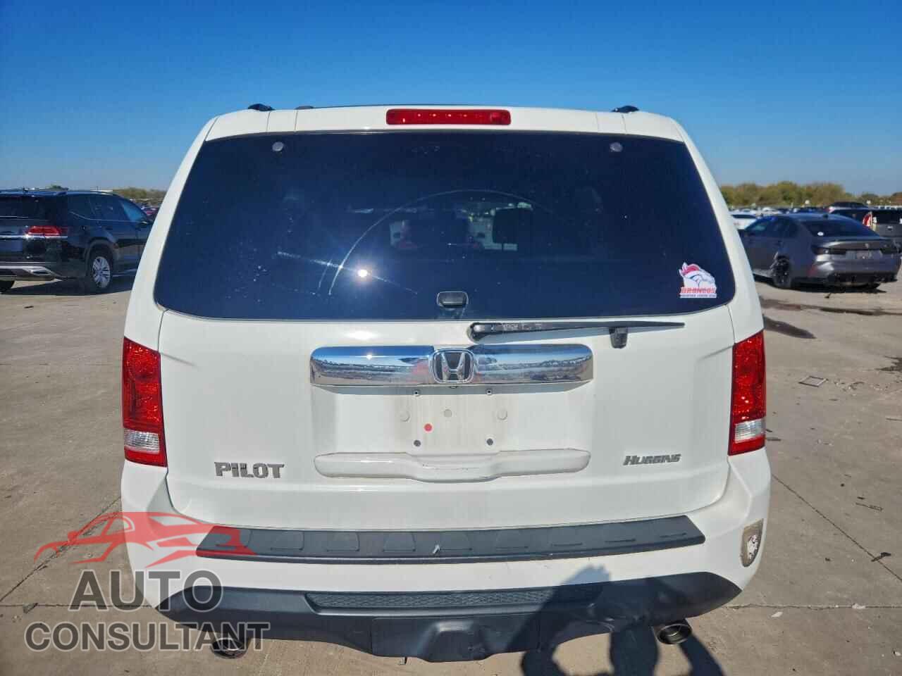 HONDA PILOT 2014 - 5FNYF3H71EB028435