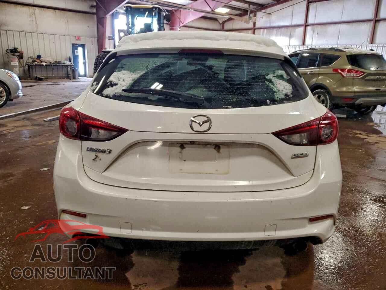 MAZDA 3 2017 - 3MZBN1L79HM117316