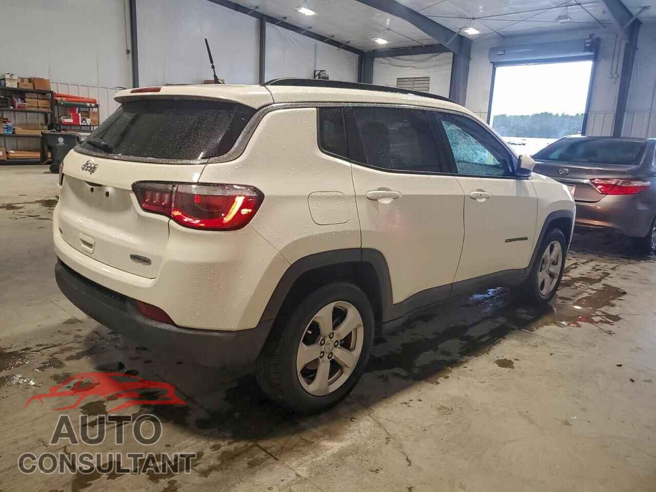 JEEP COMPASS 2018 - 3C4NJCBB5JT487428