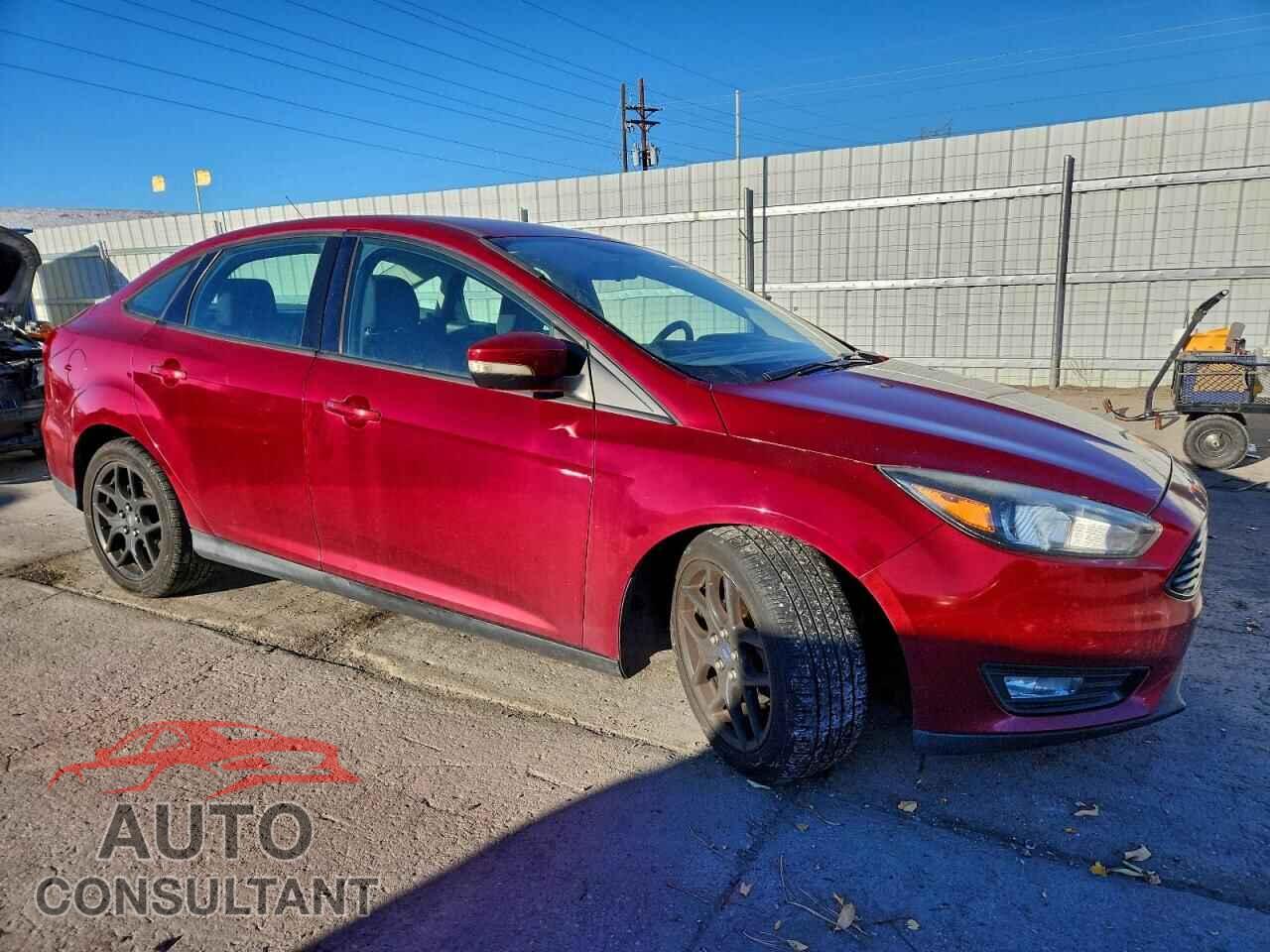 FORD FOCUS 2016 - 1FADP3FE1GL377615