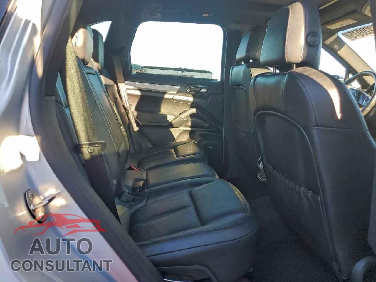 PORSCHE CAYENNE 2013 - WP1AB2A27DLA81396
