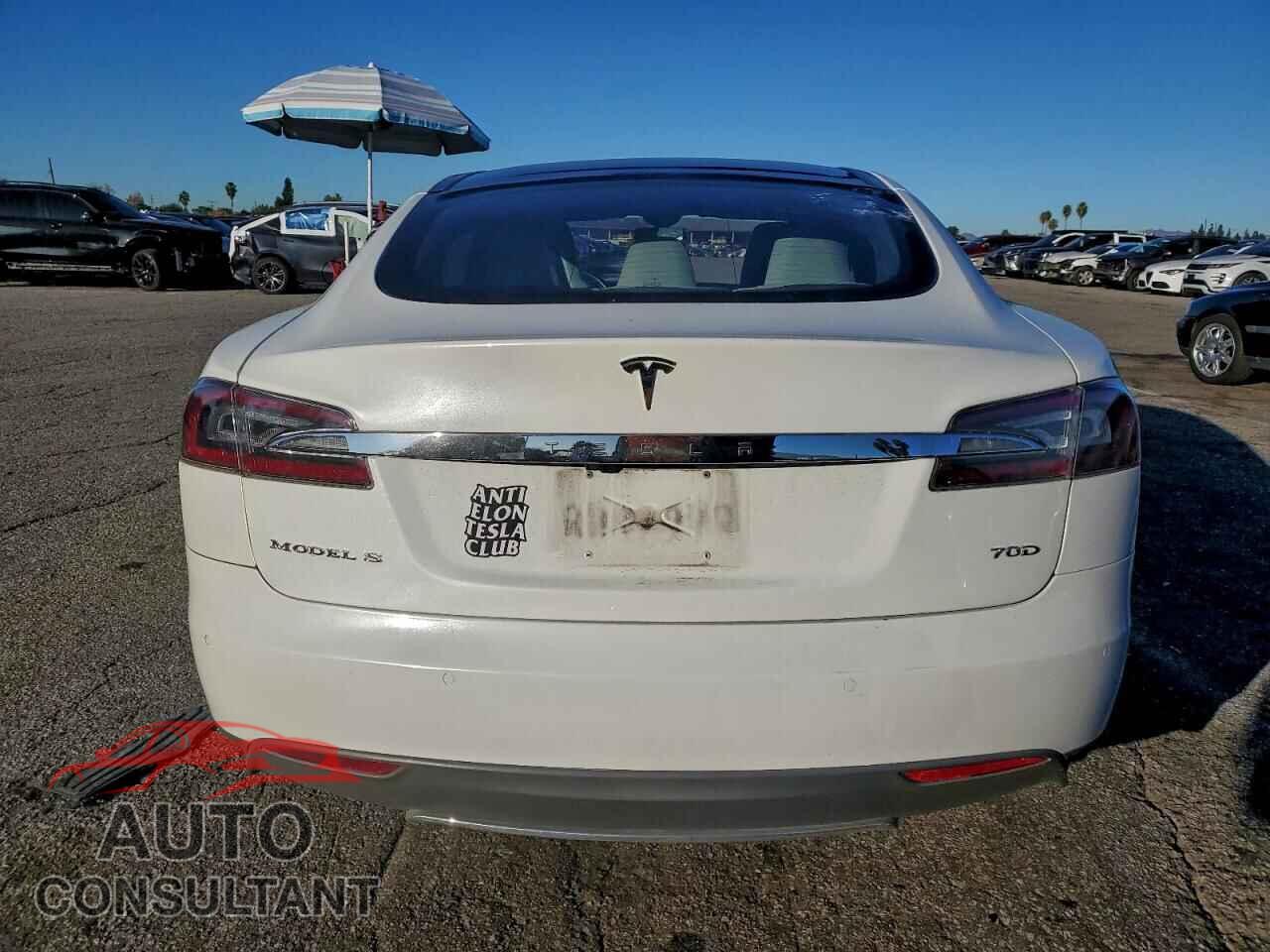 TESLA MODEL S 2015 - 5YJSA1S22FF090501