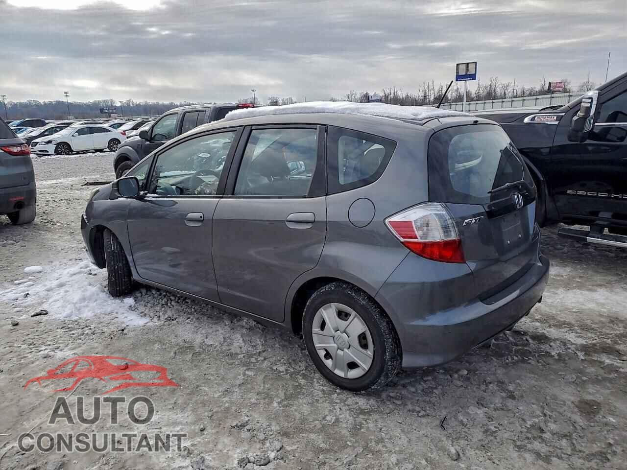 HONDA FIT 2013 - JHMGE8H31DC008592