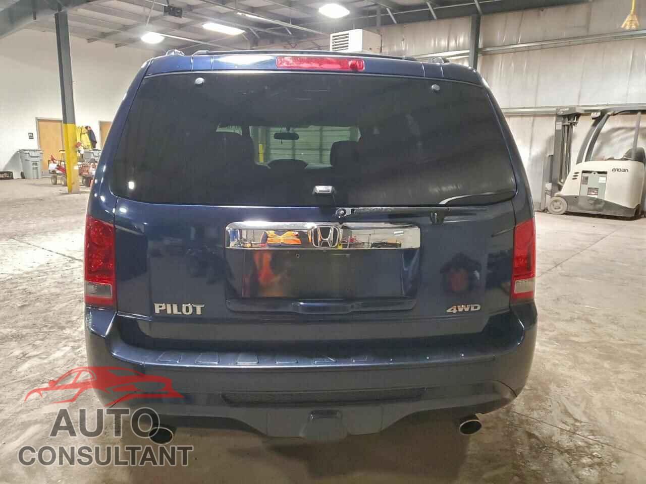 HONDA PILOT 2013 - 5FNYF4H4XDB068975