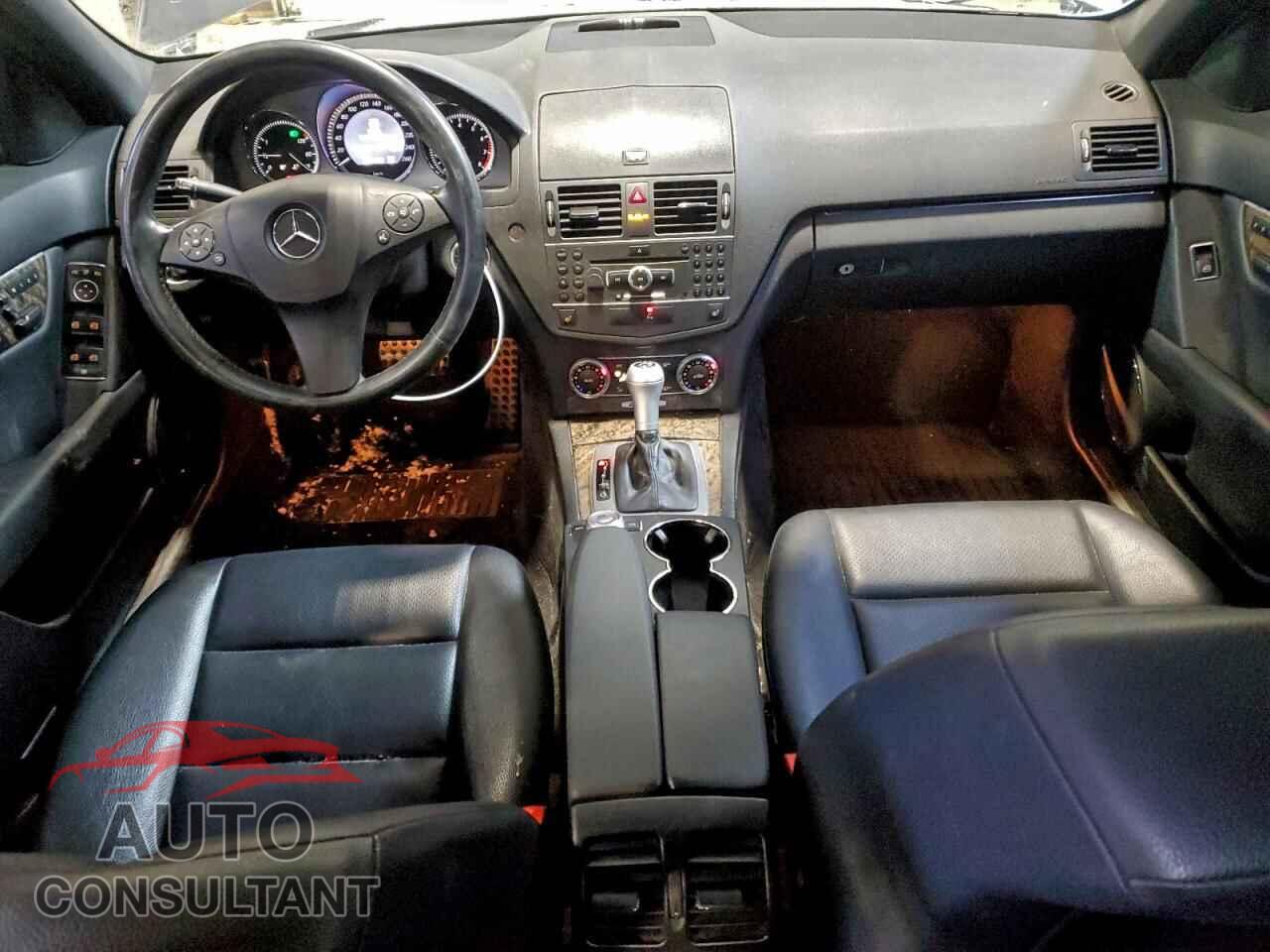 MERCEDES-BENZ C-CLASS 2011 - WDDGF8BB4BA515807