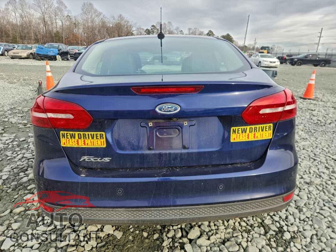 FORD FOCUS 2016 - 1FADP3F27GL307607