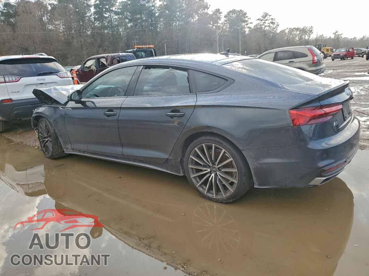 AUDI A5 2022 - WAUCBCF53NA011388
