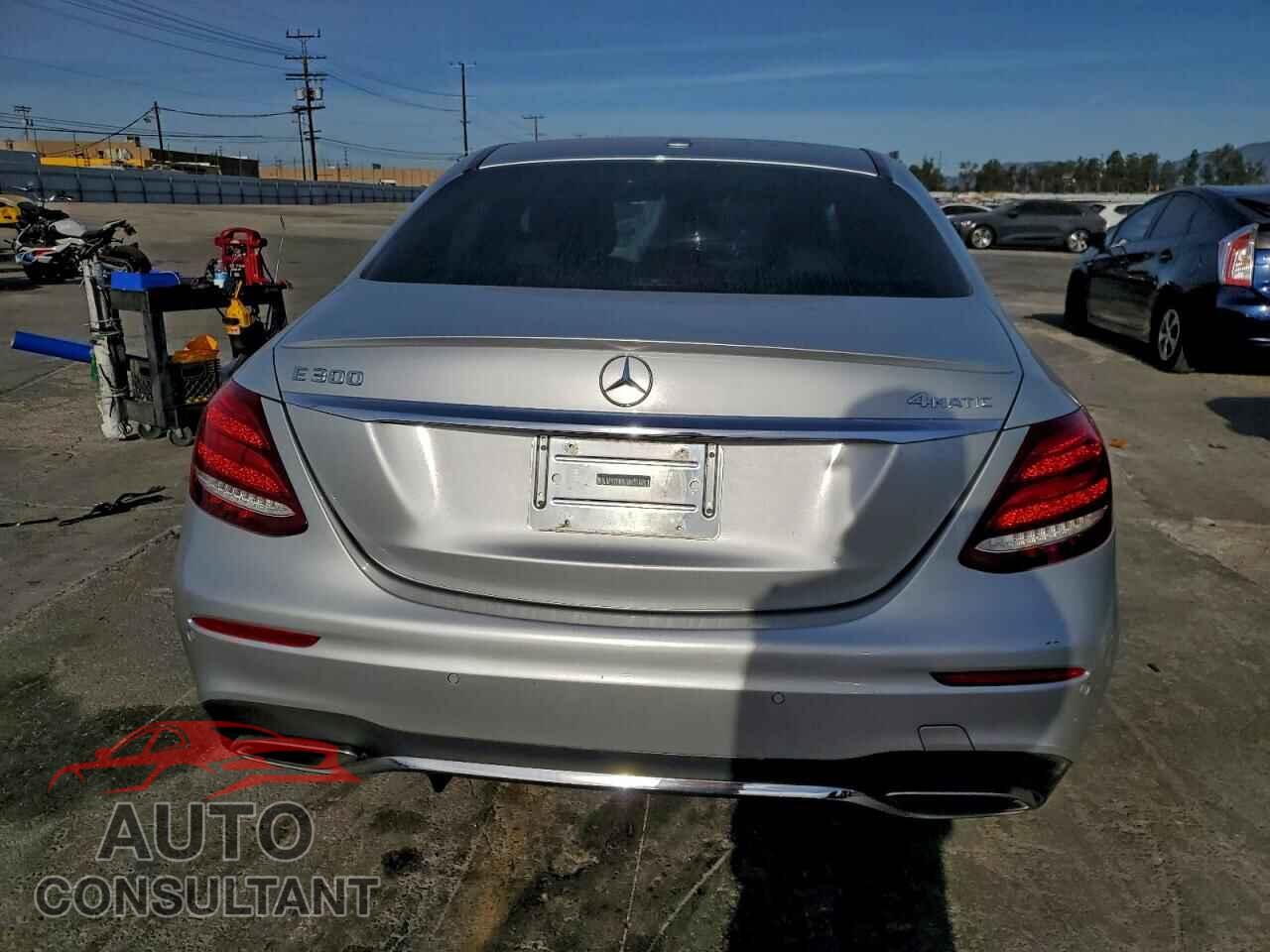 MERCEDES-BENZ E-CLASS 2017 - WDDZF4KB7HA087063