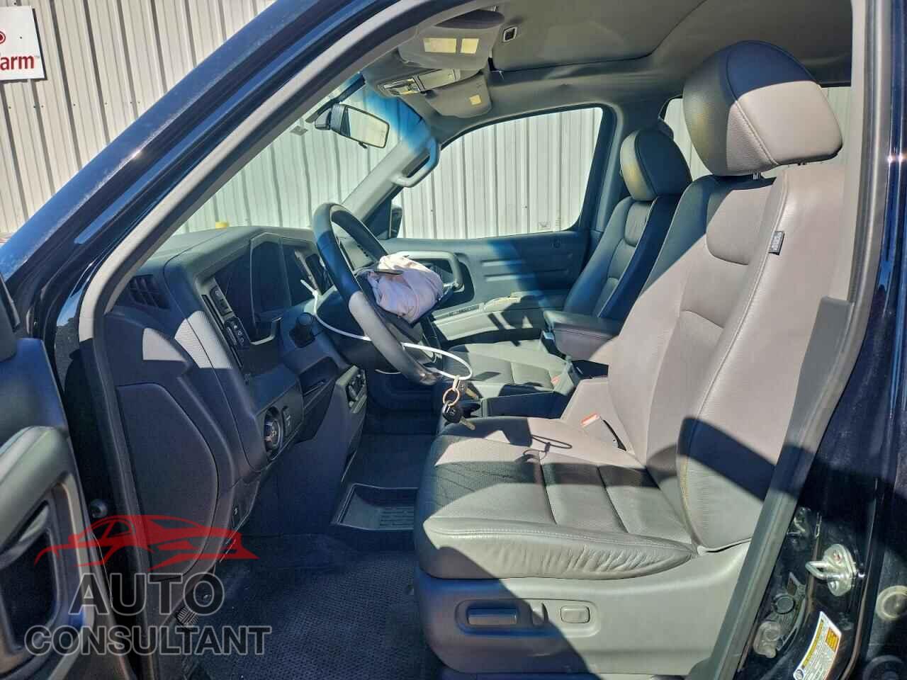 HONDA RIDGELINE 2011 - 5FPYK1F52BB008330
