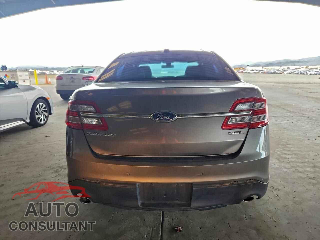 FORD TAURUS 2013 - 1FAHP2E88DG162177
