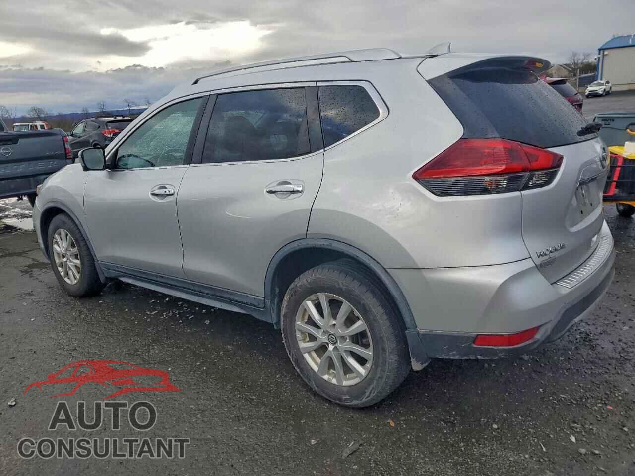 NISSAN ROGUE 2018 - KNMAT2MV0JP540244