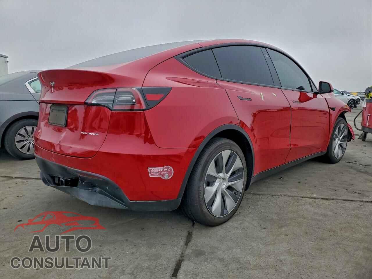 TESLA MODEL Y 2022 - 7SAYGAEE2NF491921