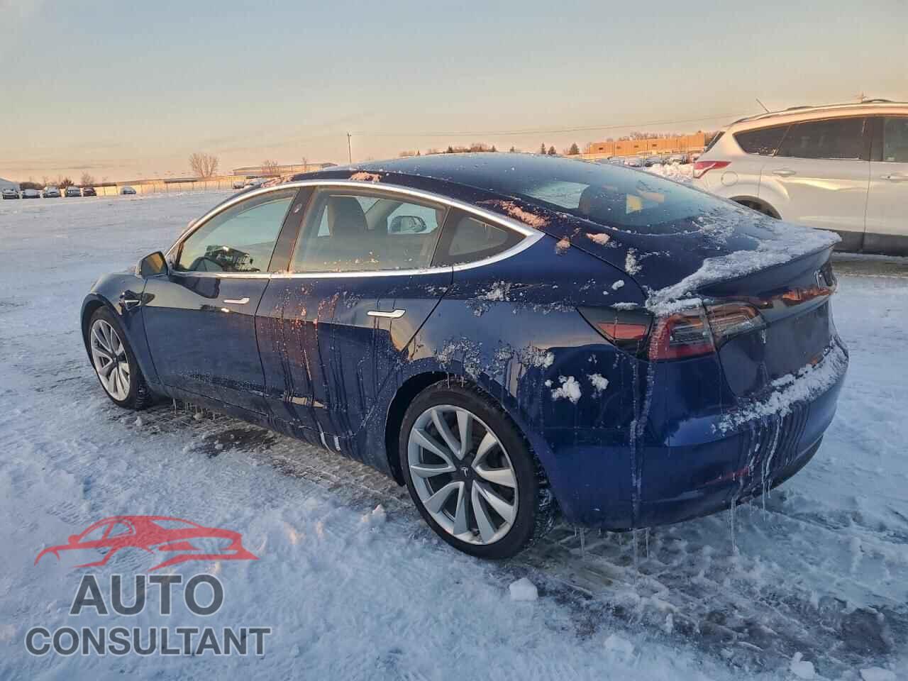 TESLA MODEL 3 2018 - 5YJ3E1EB7JF088207