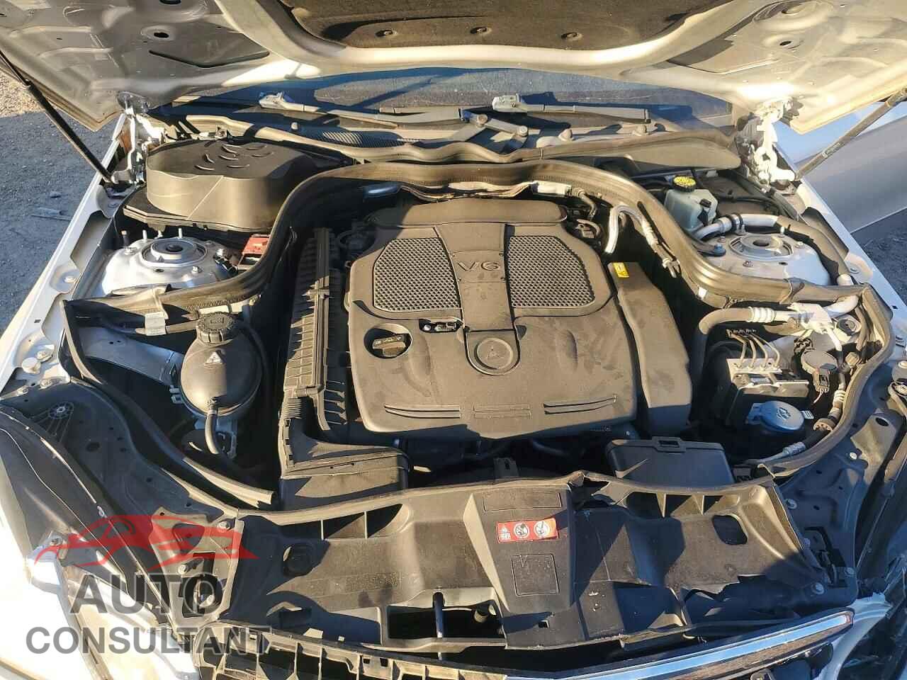 MERCEDES-BENZ E-CLASS 2012 - WDDHF5KB3CA570530
