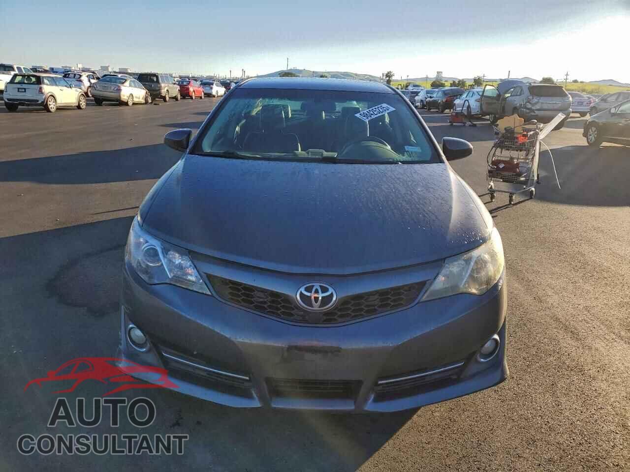 TOYOTA CAMRY 2013 - 4T1BF1FK9DU677211