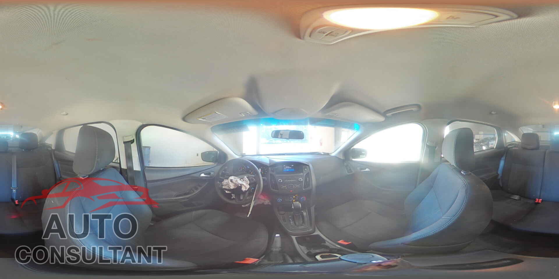 FORD FOCUS 2018 - 1FADP3F22JL319994