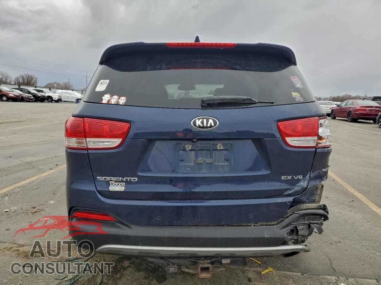 KIA SORENTO 2016 - 5XYPHDA53GG067155