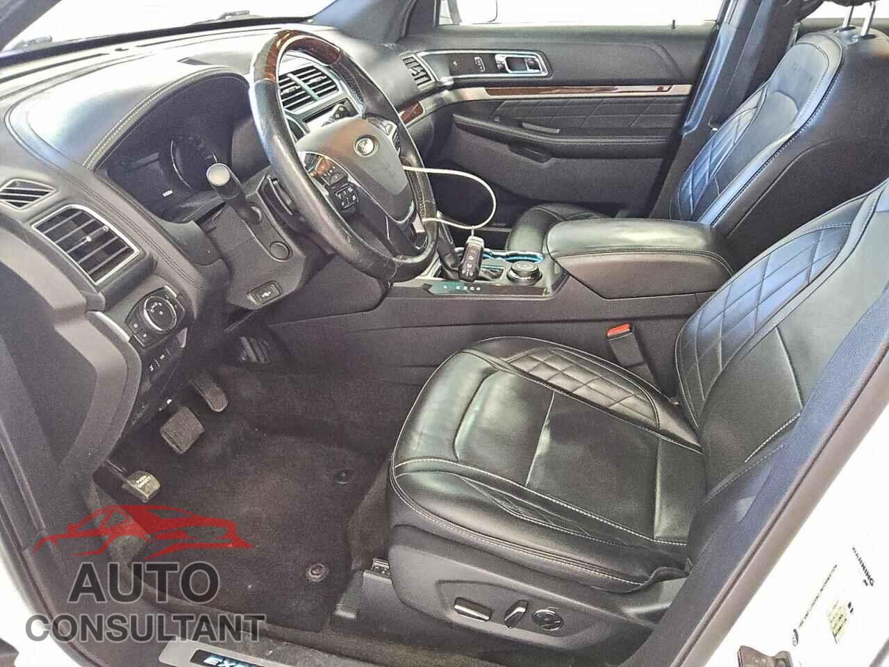 FORD EXPLORER 2017 - 1FM5K8HT2HGA23369