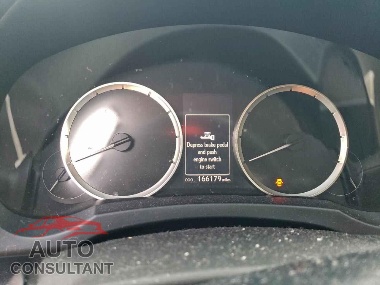 LEXUS IS 2014 - JTHCF1D24E5009435