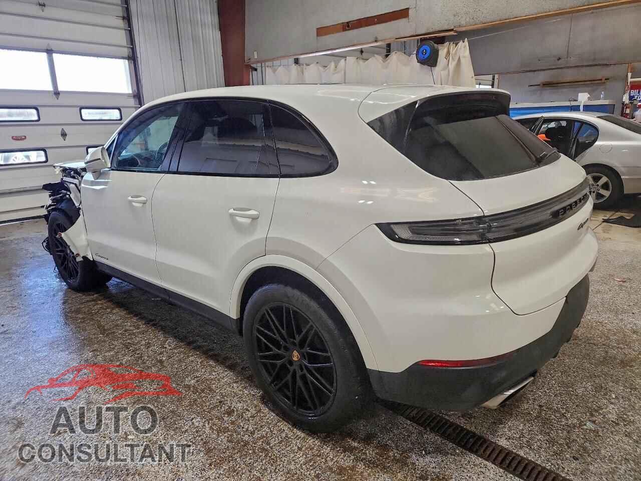 PORSCHE CAYENNE 2024 - WP1AA2AY7RDA04505