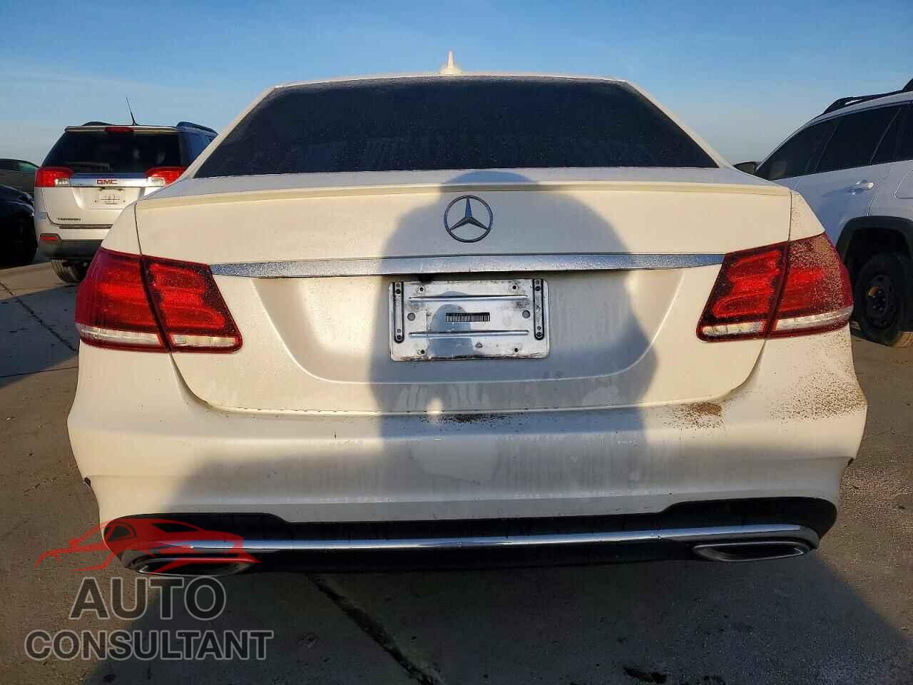 MERCEDES-BENZ E-CLASS 2015 - WDDHF5KB6FB102001