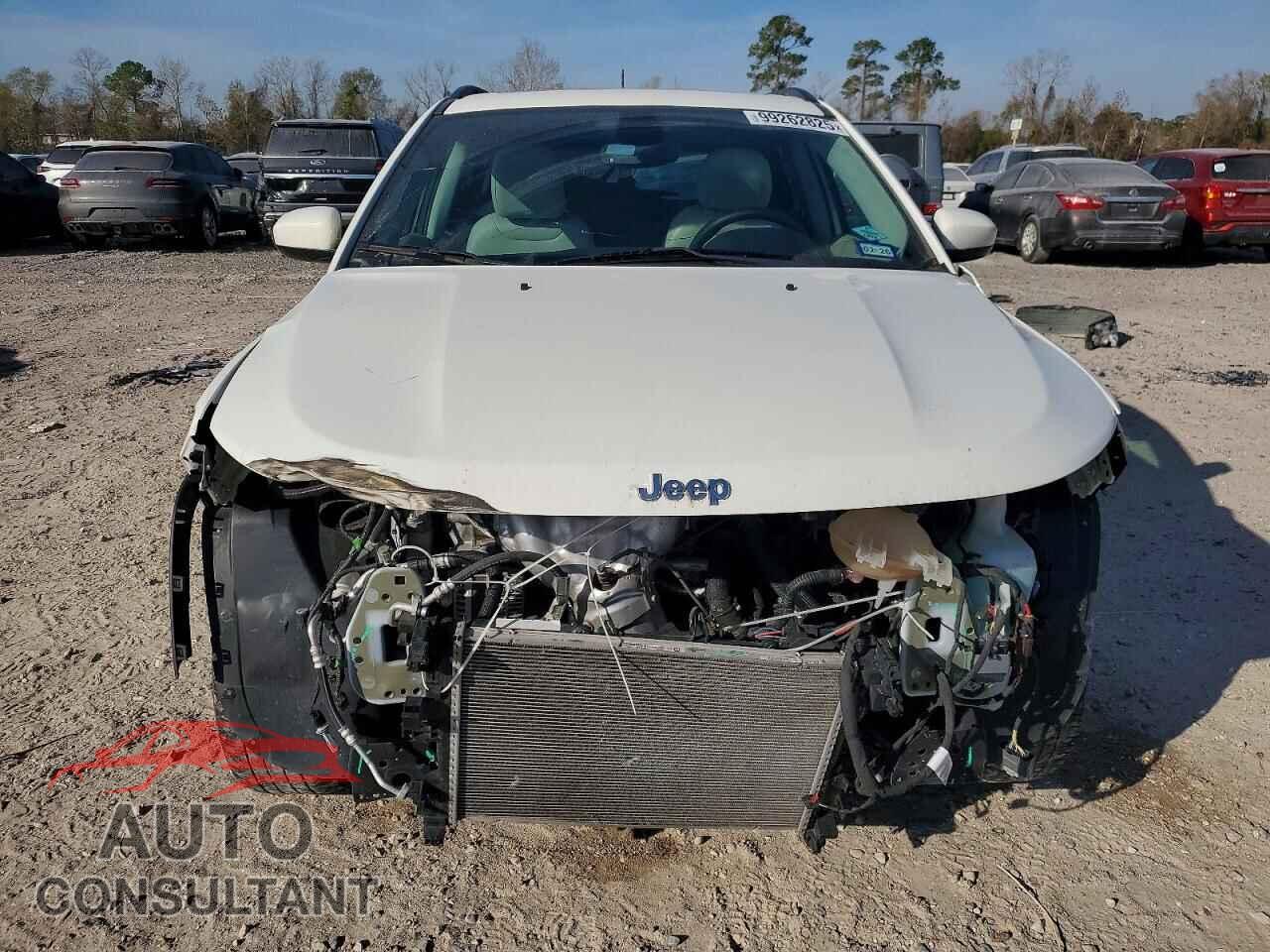 JEEP COMPASS 2018 - 3C4NJCBB6JT494582