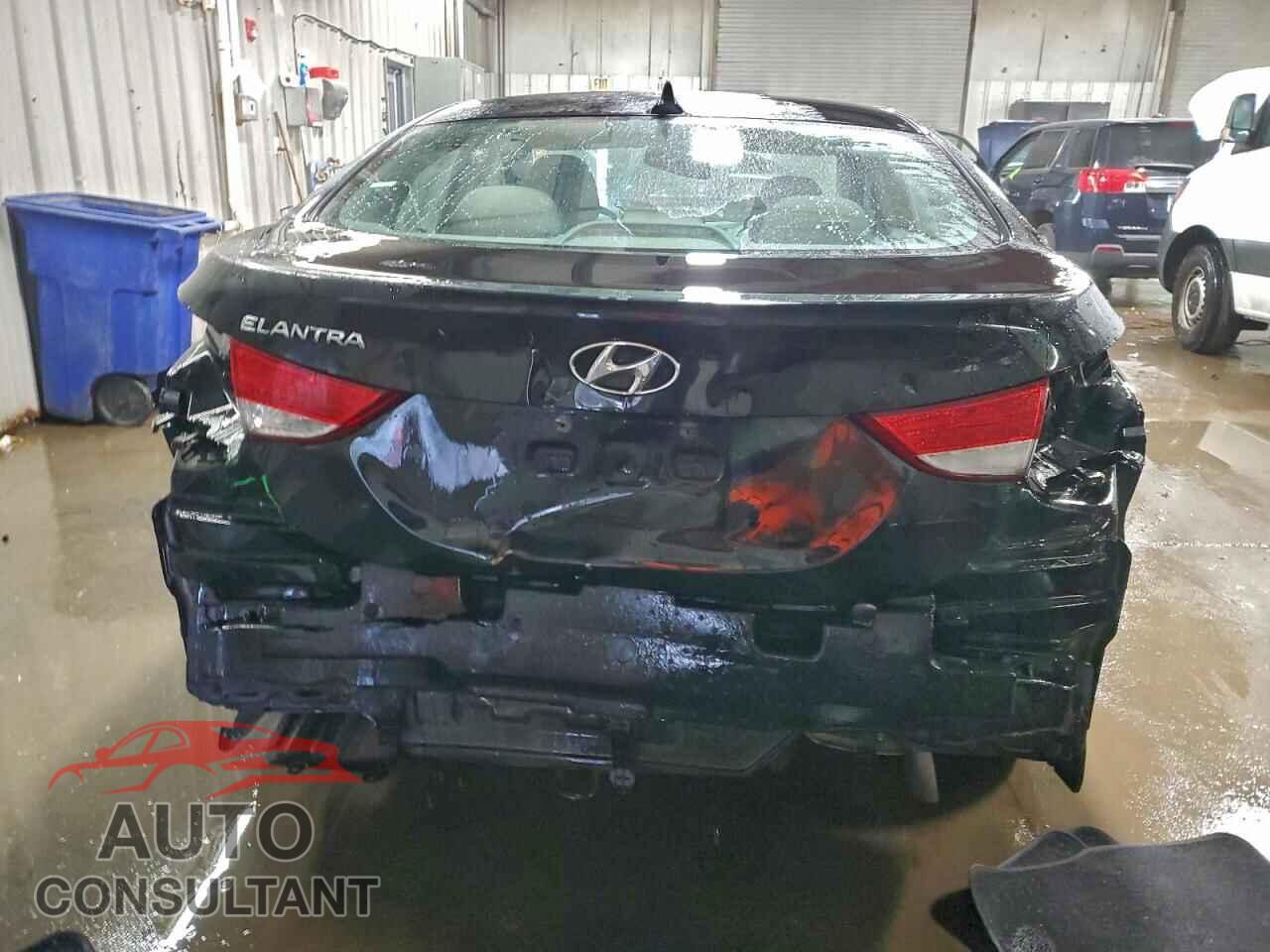 HYUNDAI ELANTRA 2013 - 5NPDH4AE2DH207526