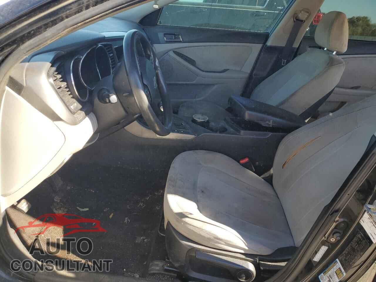 KIA OPTIMA 2011 - KNAGM4A76B5163437