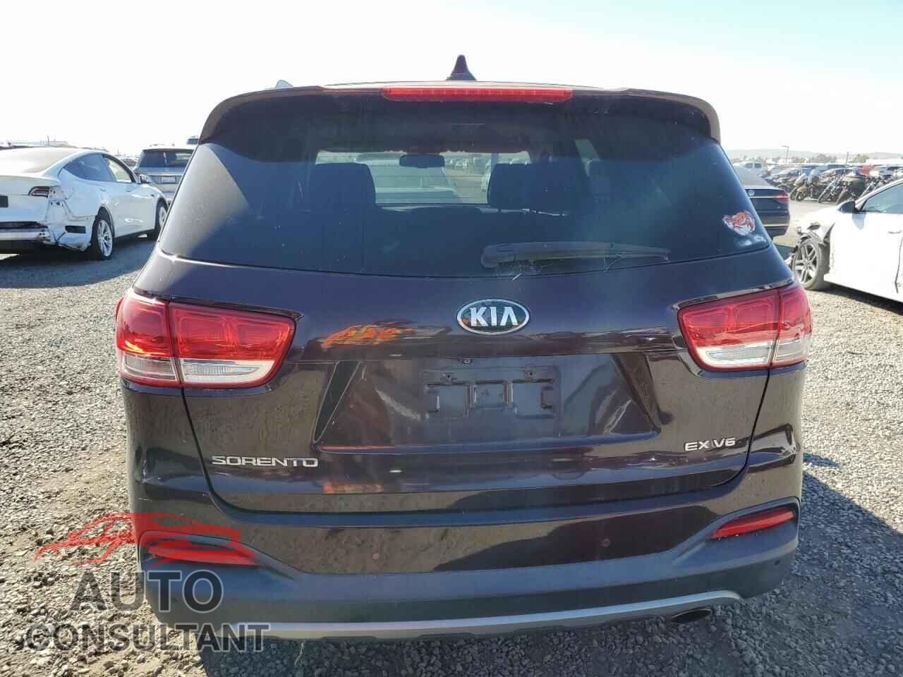 KIA SORENTO 2016 - 5XYPH4A56GG129115