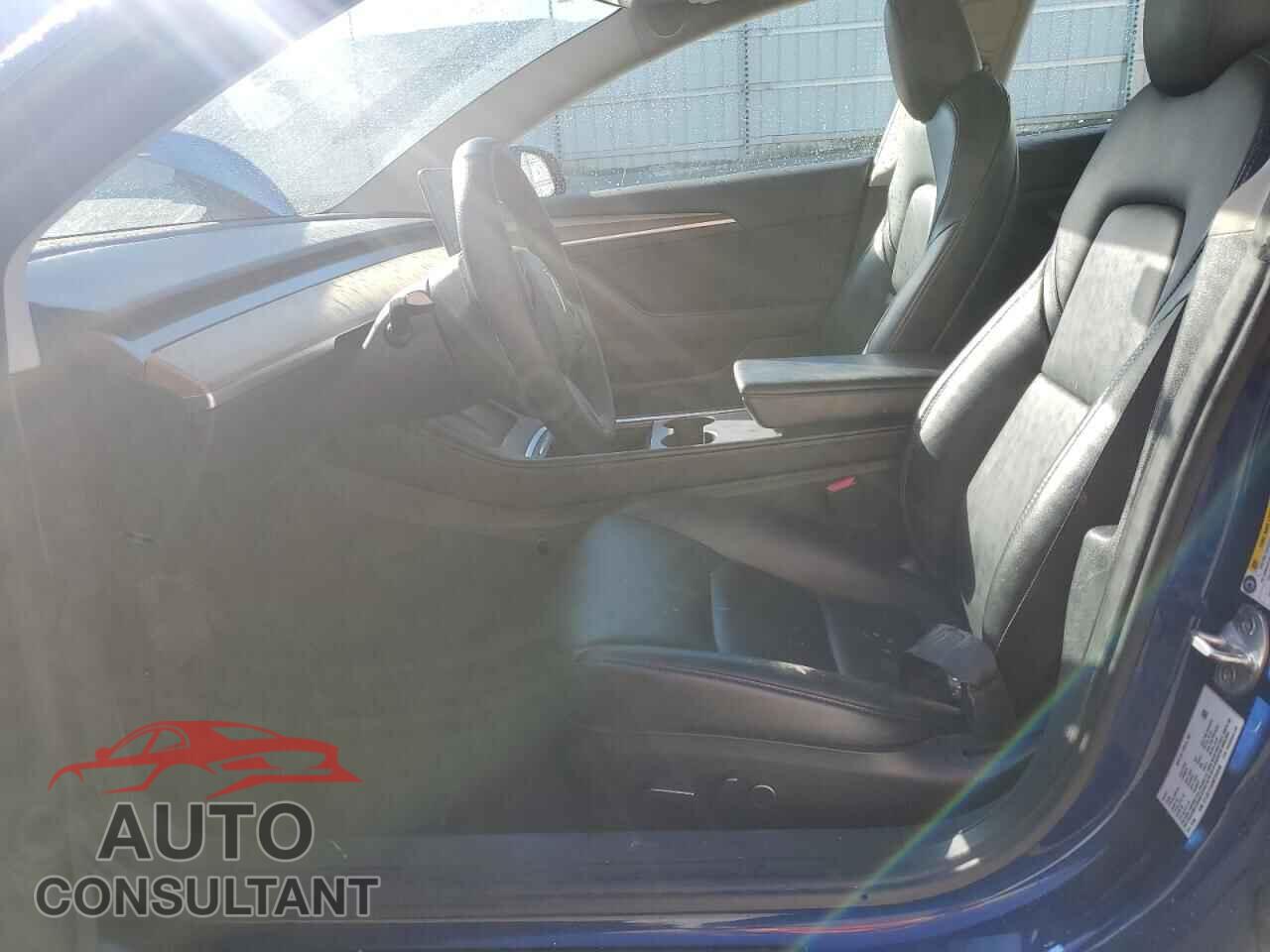 TESLA MODEL 3 2022 - 5YJ3E1EA8NF304546